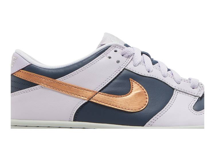 Nike Dunk Low SE Copper Swoosh