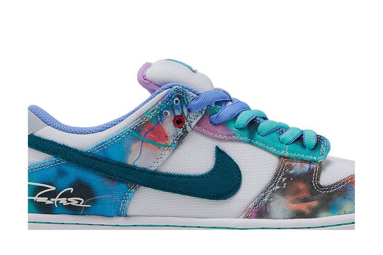 Nike SB Dunk Low Futura Laboratories Bleached Aqua