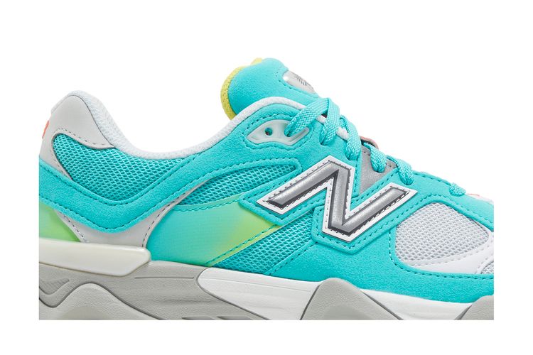 New Balance 9060 DTLR Cyan Burst