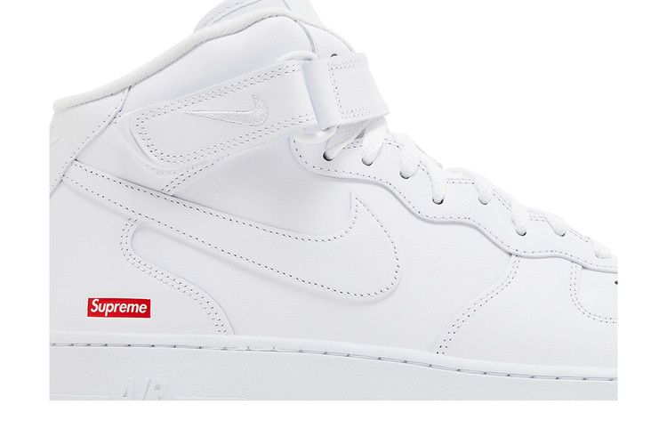 Nike Air Force 1 Mid Supreme White