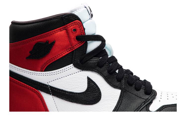 Air Jordan 1 Retro High Satin Black Toe