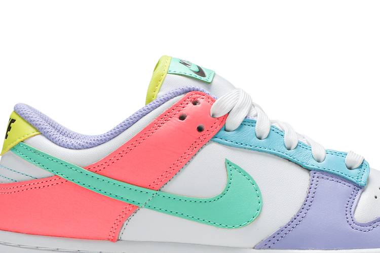 Nike Dunk Low SE Easter