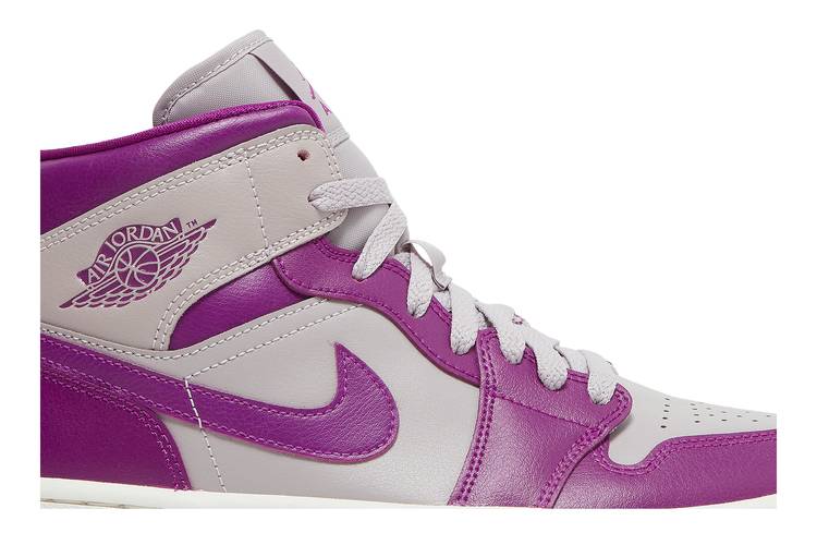 Air Jordan 1 Mid Magenta (2022)