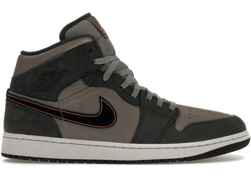 Air Jordan 1 Mid SE Night Stadium