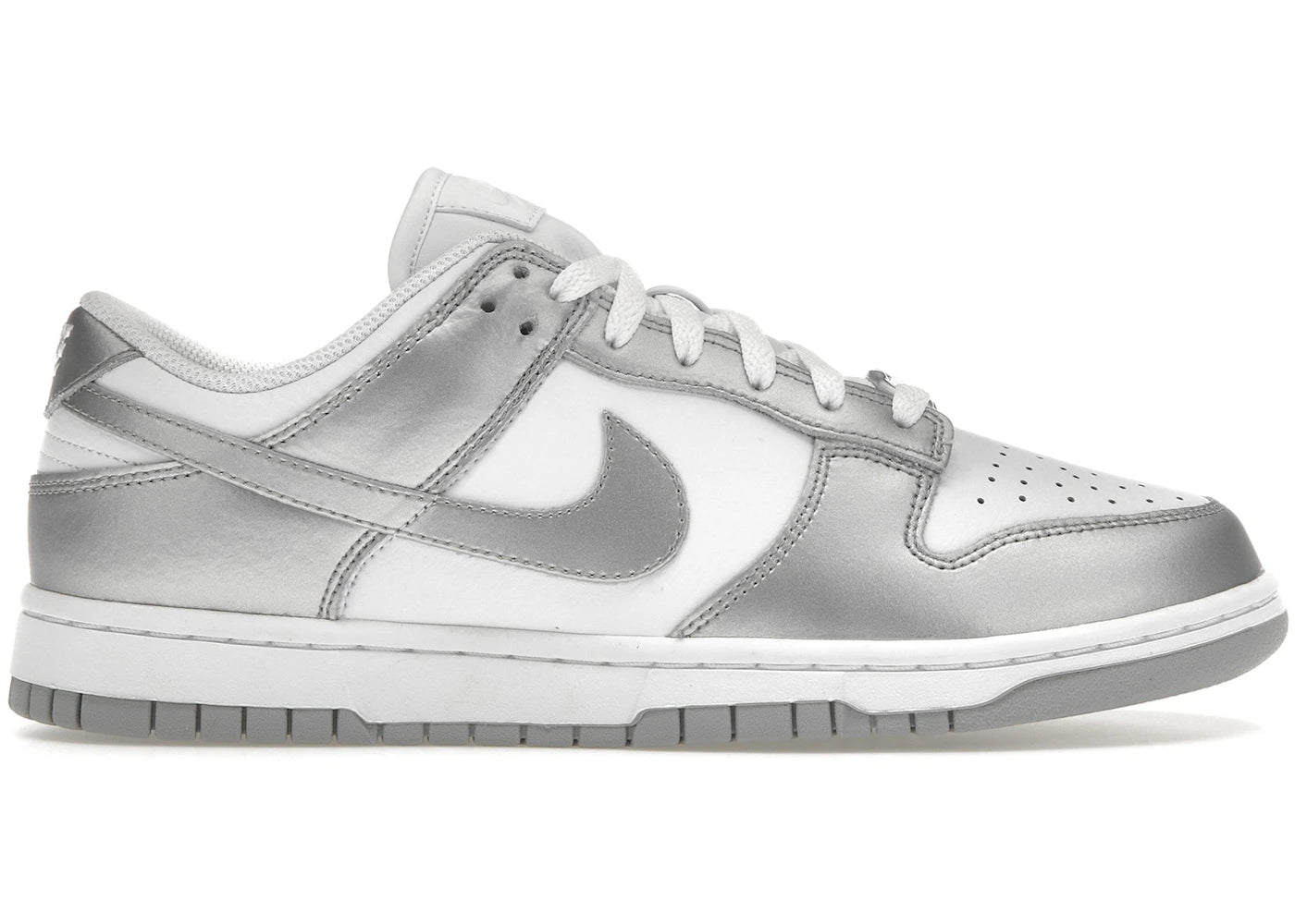 Nike Dunk Low Metallic Silver