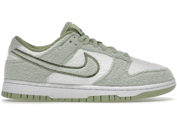 Nike Dunk Low SE Fleece Green